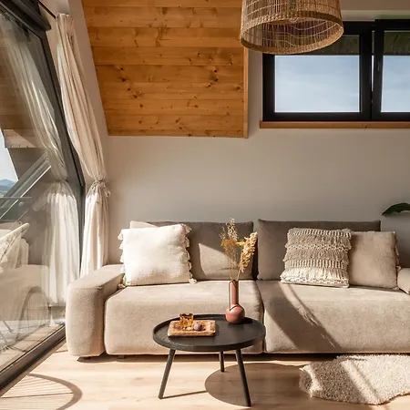 בקתה Nook - Mountain View זקופאנה